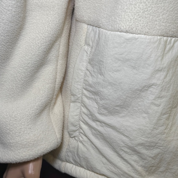 Fabletics‎ Lotta Sherpa Cream Half-Zip Jacket Pullover Sweatshirt Size Small - Picture 3 of 12
